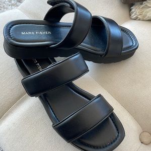 Marc fisher leather black sandals